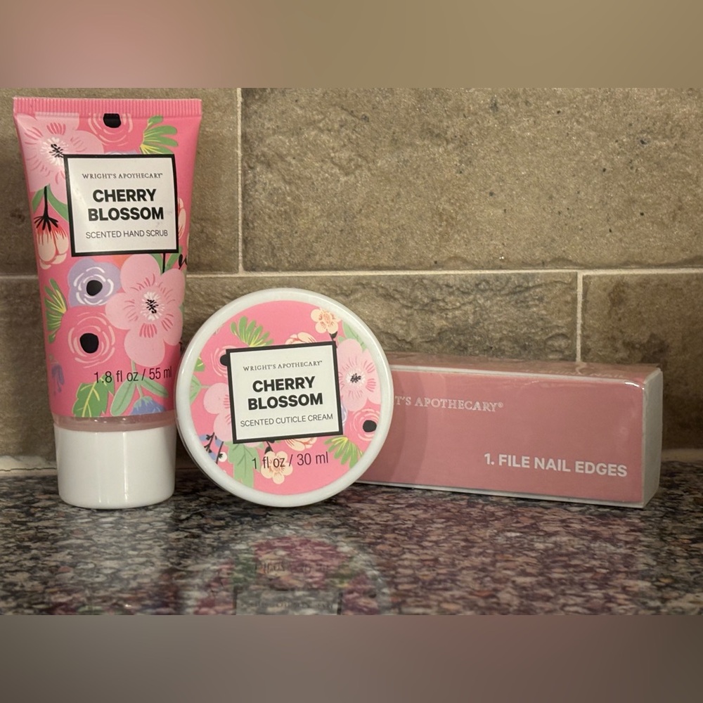 🆕 Cherry Blossom Hand Care Set: nail buffer, cuticle cream and hand scrub
